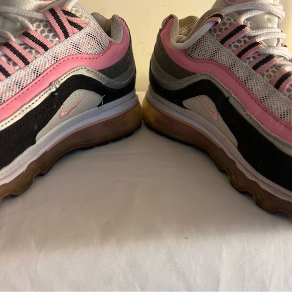 Nike Air Max Sneakers Size 5.5 Women's Retro Pink White Black Running Shoes - Picture 3 of 7